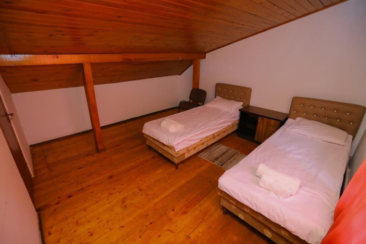 Wooden_Room_Hostel Erévan Extérieur photo
